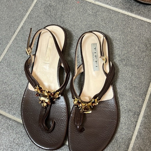 Size US 6 (EU 37) Tiffi Sandal Brown Crystals - Picture 1 of 9